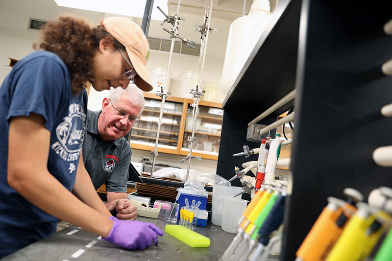 John Ruter and Graduate Research Assistant Kaitlin Swiantek